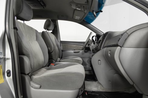 Used 2008 Toyota Sienna LE image 29