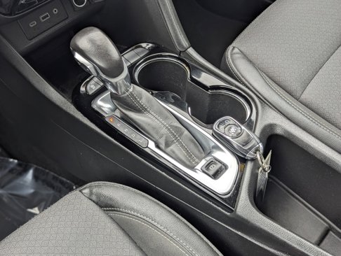 Used 2021 Buick Encore GX Preferred w/ Cold Weather Comfort Package image 38