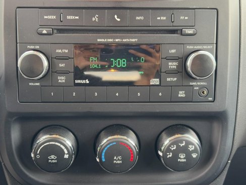 Used 2016 Jeep Patriot Sport w/ Power Value Group image 22