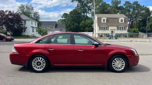 Used 2009 Mercury Sable Sedan image 3