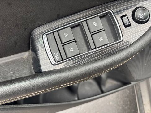 Used 2017 Chevrolet Impala LT w/ Leather Package image 16