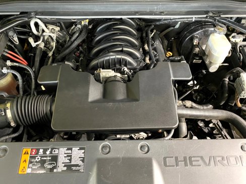 Used 2019 Chevrolet Suburban Premier image 31