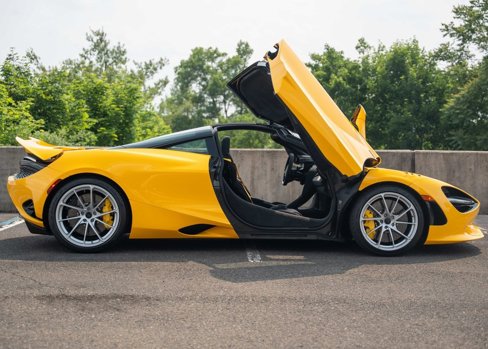 New 2025 McLaren 750S image 14