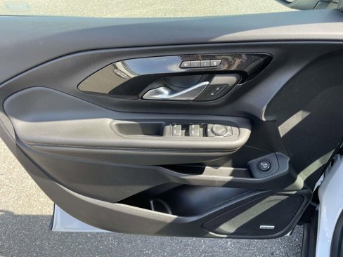 Used 2022 GMC Terrain AT4 w/ Infotainment Package II image 16