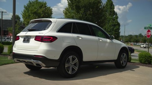 Certified 2022 Mercedes-Benz GLC 300 4MATIC w/ Premium Package Lite image 8