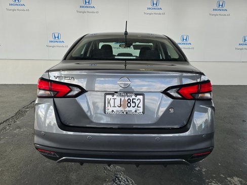 Used 2023 Nissan Versa S image 34