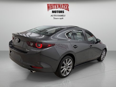 Used 2022 MAZDA MAZDA3 s image 4