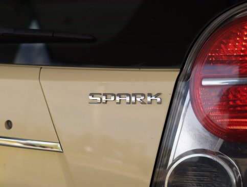 Used 2014 Chevrolet Spark LT image 29