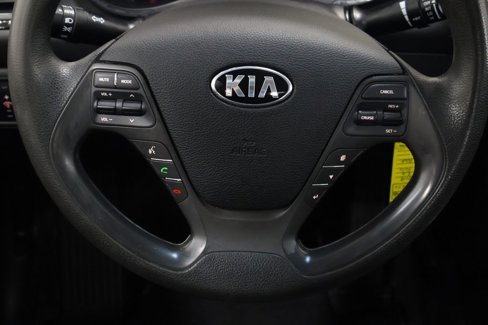 Used 2018 Kia Forte LX w/ LX Rear Camera Package image 17