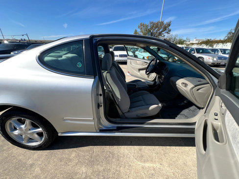 Used 2002 Oldsmobile Alero GL image 24