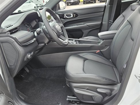 New 2026 Jeep Compass Latitude image 6