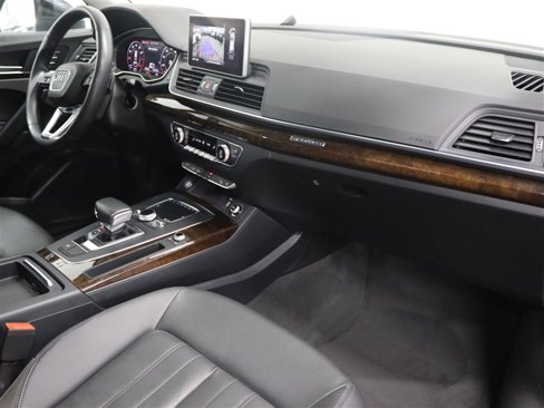 Used 2018 Audi Q5 2.0T Premium Plus w/ Premium Plus Package image 16