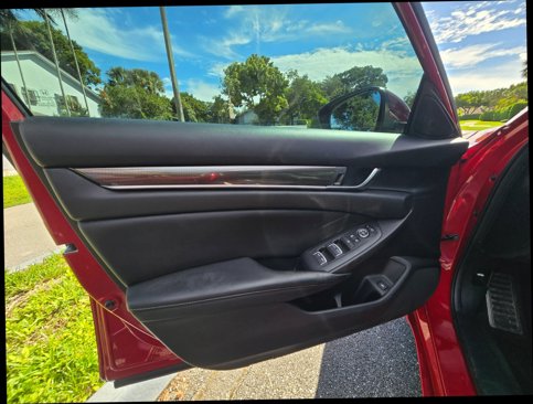Used 2018 Honda Accord Sport image 37