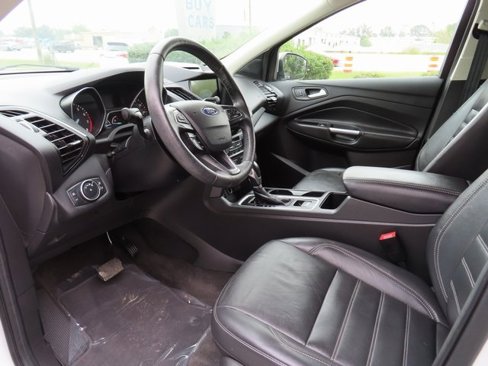 Used 2018 Ford Escape SEL image 17