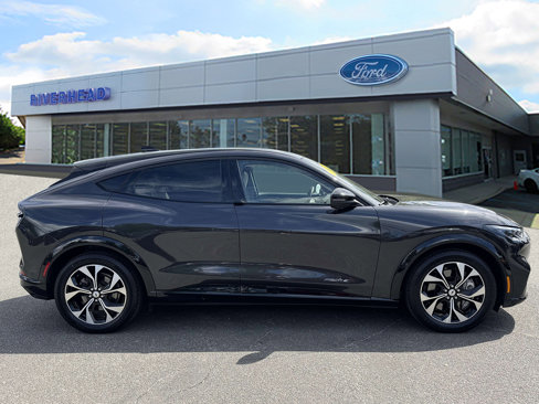 Certified 2021 Ford Mustang Mach-E Premium image 3