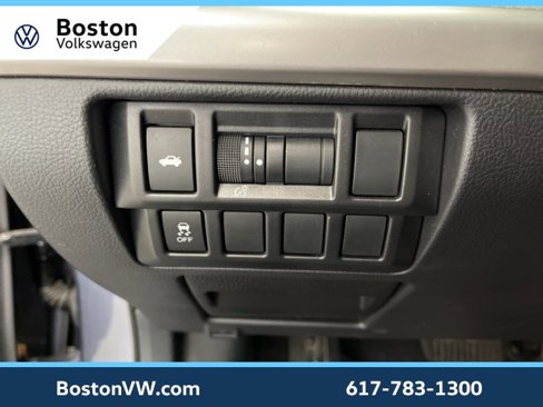 Used 2017 Subaru Legacy 2.5i Premium w/ Moonroof Package image 16