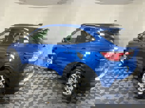 Used 2020 Ford Escape SE image 6