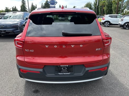 Certified 2024 Volvo XC40 B5 Plus w/ Climate Package image 12
