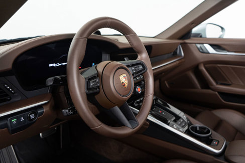 Used 2025 Porsche 911 GTS image 5