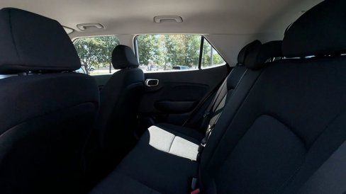 Certified 2024 Hyundai Venue SE image 38