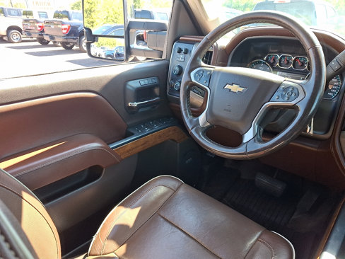 Used 2016 Chevrolet Silverado 2500 High Country w/ High Country Premium Package image 15