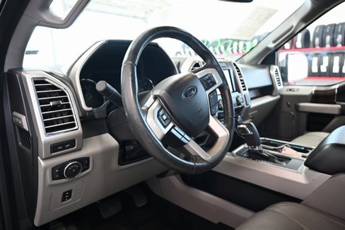 Used 2015 Ford F150 Lariat image 26