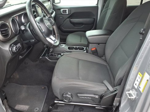 Used 2020 Jeep Gladiator Sport w/ Quick Order Package 24S image 5