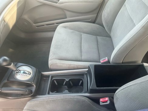 Used 2010 Honda Civic DX-VP image 24