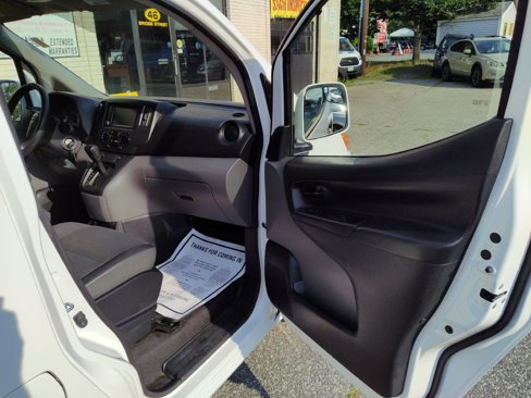 Used 2020 Nissan NV200 SV image 21