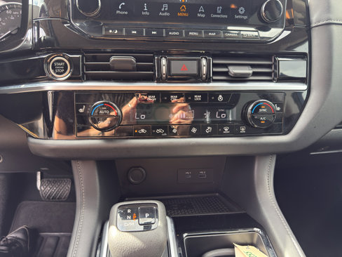 Used 2022 Nissan Pathfinder SL image 20