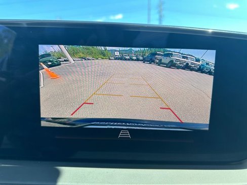 Used 2024 Buick Encore GX Sport Touring image 14