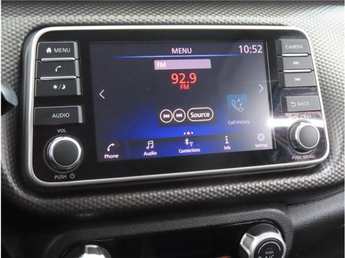 Used 2018 Nissan Kicks SV image 12