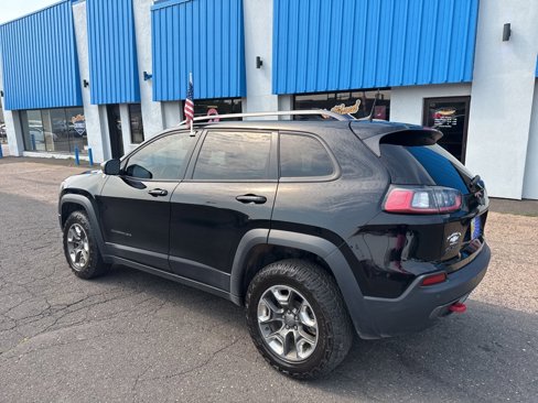 Used 2019 Jeep Cherokee Trailhawk w/ Comfort/Convenience Group image 10