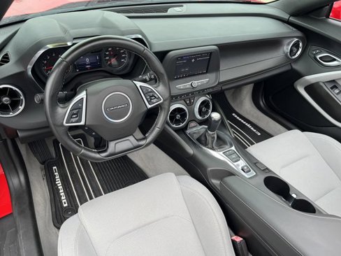 Used 2022 Chevrolet Camaro LT image 3