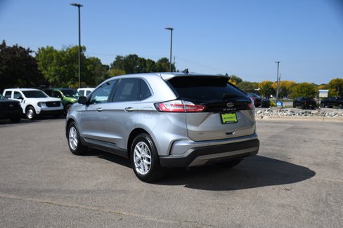 Used 2024 Ford Edge SEL image 4