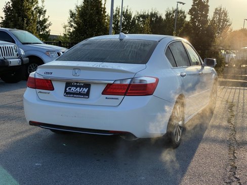 Used 2015 Honda Accord EX-L image 7