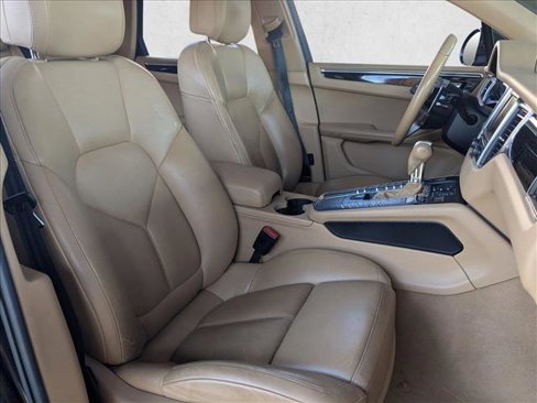 Used 2015 Porsche Macan S image 24