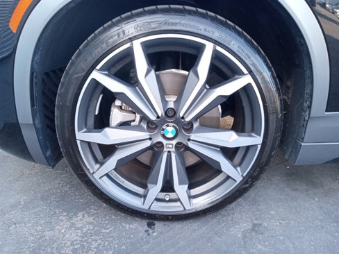 Used 2022 BMW X2 xDrive28i w/ M Sport X Package image 9