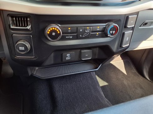 Used 2021 Ford F150 XLT image 20