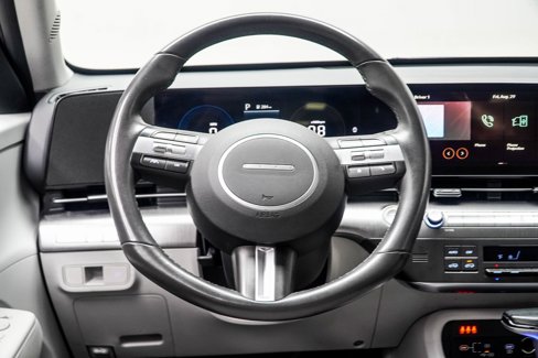 Used 2024 Hyundai Kona SEL image 15