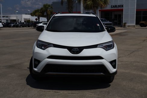 Used 2018 Toyota RAV4 SE image 23