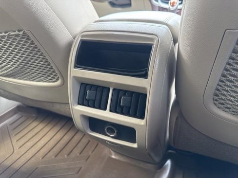 Used 2016 Cadillac SRX Luxury image 26