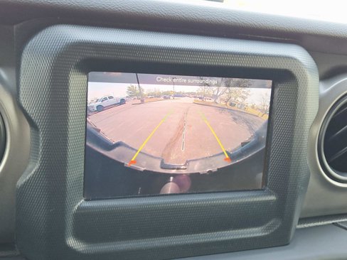 Used 2021 Jeep Wrangler Unlimited Sport image 32