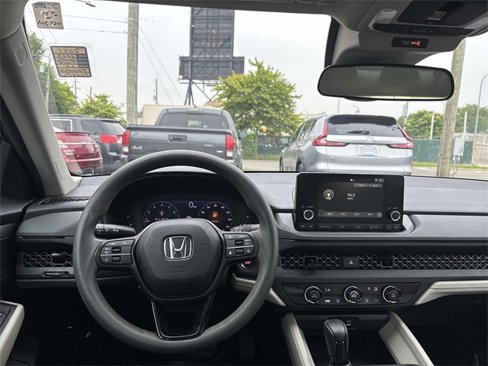 Used 2023 Honda Accord LX image 12