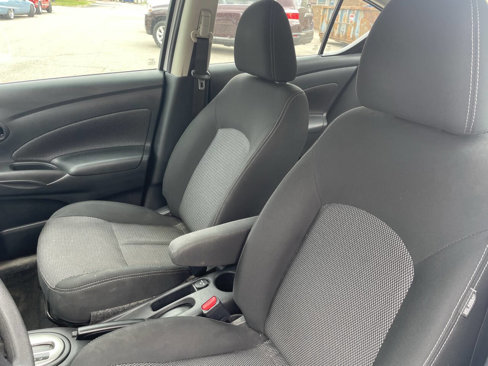 Used 2018 Nissan Versa SV image 10