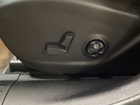 Used 2021 Jeep Cherokee Trailhawk w/ Sun, Sound & Nav Group image 11