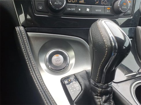 Used 2017 Nissan Maxima 3.5 SV image 19