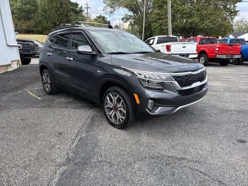 Used 2021 Kia Seltos SX w/ SX Sunroof Package image 7