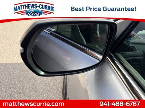 Used 2022 Honda CR-V Touring image 9