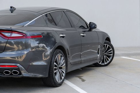 Used 2019 Kia Stinger Premium image 5